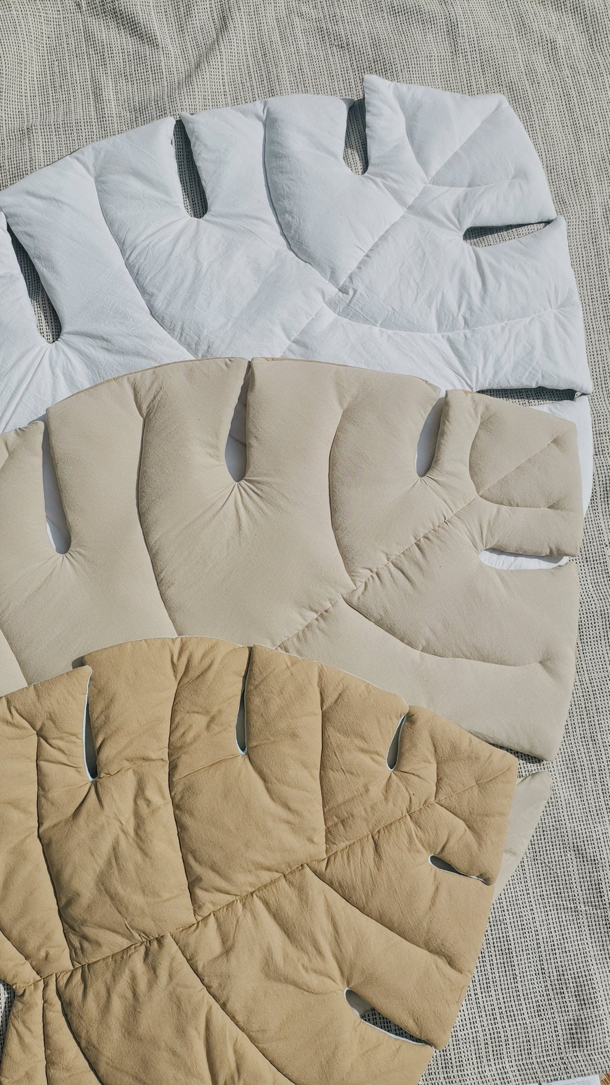 Monstera Leaf Playmat